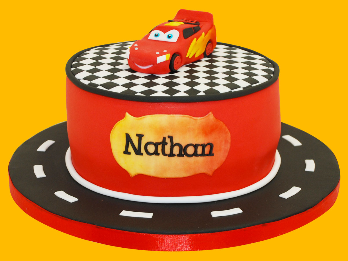 Pin by Василина on торти для мальчиков | Lightning mcqueen cake, Mcqueen  cake, Pastel rainbow cake